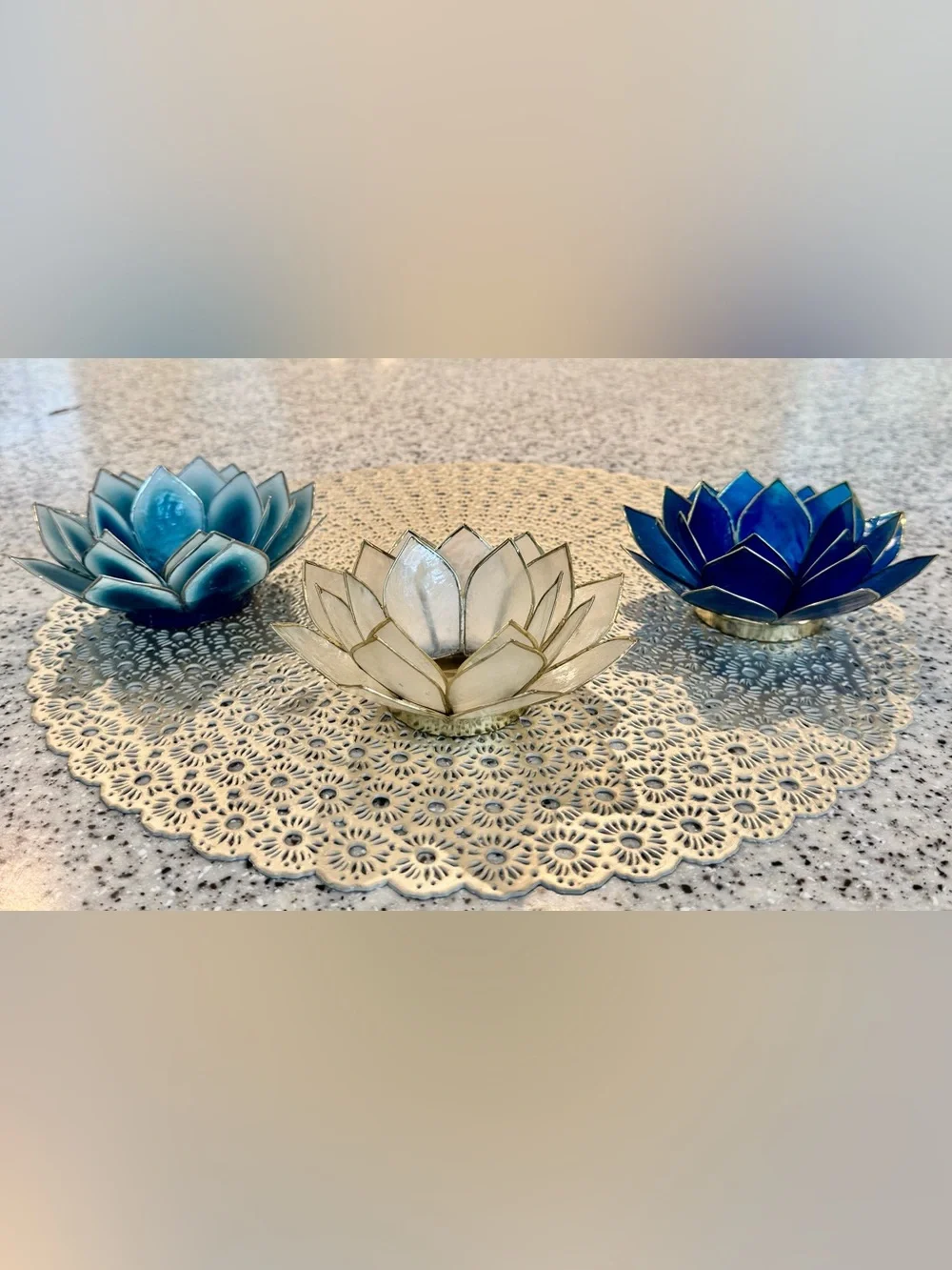 🪷Vintage Capiz Shell Lotus Candle Holders – Set of 3